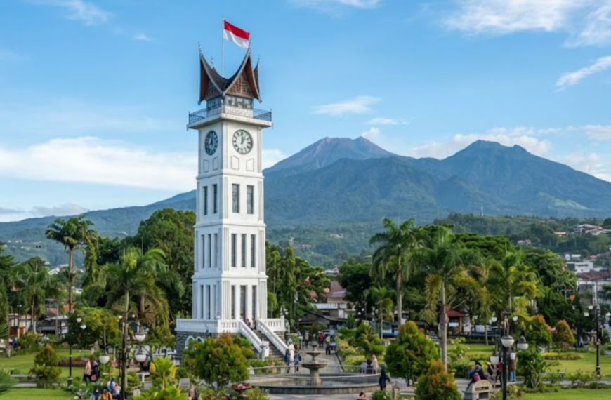 Jam Gadang Bukittinggi: dari Masa ke Masa